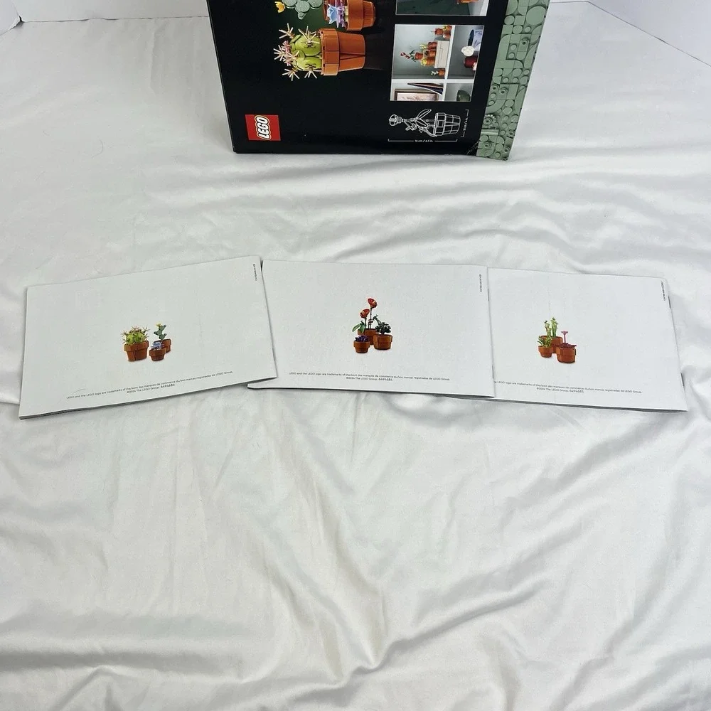 LEGO Botanicals: Tiny Plants (10329) Box And Manuals Only No Pieces No Pieces‎ - Picture 9 of 10